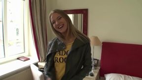Marvelous babes in a hot threesome