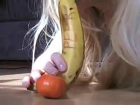 devote-schlampe - Bananenfick