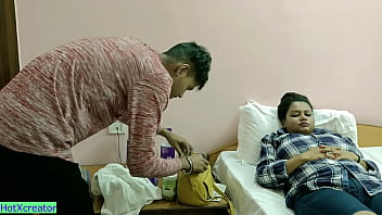 Madam Diya Having sex with Room Service Boy!! Indian Sex