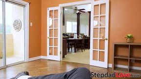 Hung stepdad covered charming Ellie Novas face with his white juice