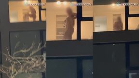 me exibindo na janela para os taxistas da praca e o corno ficou registrando tudo karenkiss