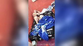 safadinha tava querendo mais e mais o coroa aceitou e gozou
