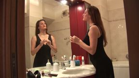 Dirty and hot milf provokes a photographer