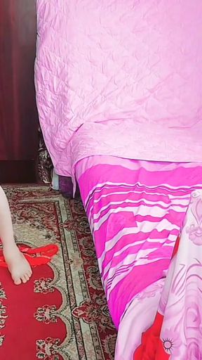 Must-see moment from &quot;HANDLESS Cumshot Ladyboy Cute Cock Swallowing Cum&quot;