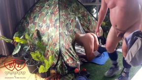 Sex in camp. A stranger fucks a nudist lady in her pussy in a camping in nature. FULL VIDEO