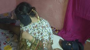 Sexy Indian Bhabhi&#039;s Desi Boobs