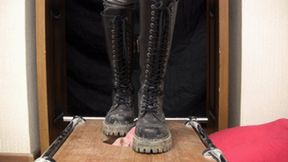 You will see only dirty soles of my Doc Martens boots (part 3 of 4), flo322x 1080p