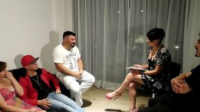 terapia de grupo termina en orgia sexual , no te lo pierdas ...primera parte