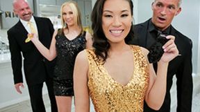 ”DAUGHTER SWAP Gwen Vicious, Kimmy Kim”