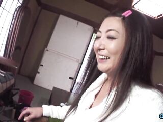 That babe have a fun a toy to make herself come