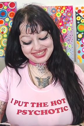 Bimbo Curvy Girl Mouth Tongue Fetish