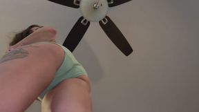 Giantess Sits On Your Face