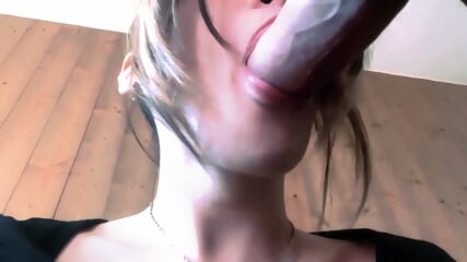 DADDY LOVES T-GIRL COCK