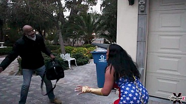Wonder Slut Maxine X Was Pussy & Ass Dicked By The Villain Shaun Dam!
