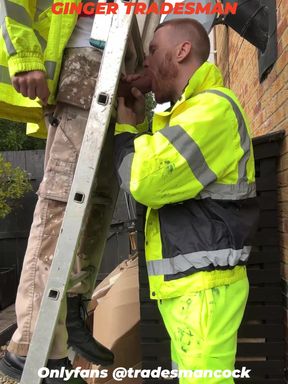 Xxl hung construction worker with a xxl load