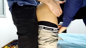 gozou no meu terno e gravata sem tocar