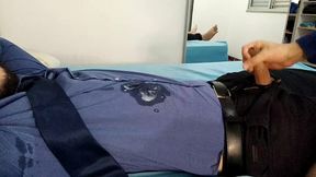 gozou no meu terno e gravata sem tocar