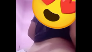Mi novia bailando