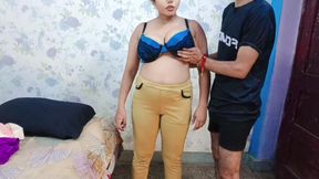Sexy bhabhi come to my gym and start workout xxxsoniya