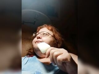 I love Ice cream, bananas and popsicles Yum