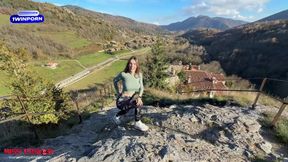 Miss Pasion was training and tore her pants ???? CUM ASS