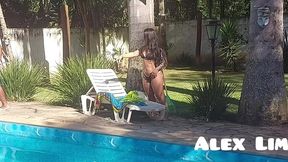 minha patroa - bruna lopesxx - me pede para passar o bronzeador nela louca para me dar a buceta, e eu como nao sou bobo eu comi a safada