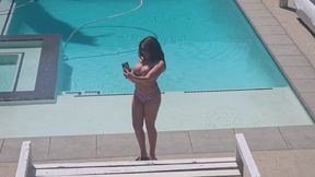 Sexy Latina Neighbor Vivianne DeSilva Needs Help Taking Nude