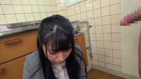 Mihina, an Office Worker Who Asked to Become Her Boss's Toy