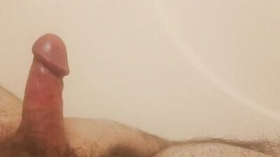 Amateur chap is stroking his tiny prick in this close-up video