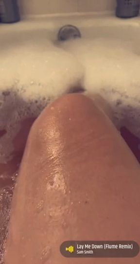 YOᑌ ᗯᗩᑎᑎᗩ ᗪᖇIᑎK TᕼIᔕ ᗯᗩTEᖇ ᗪOᑎ’T YOᑌ …