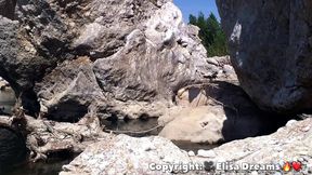 video hot faite quelques annees auparavant en exterieur au bord d une ...