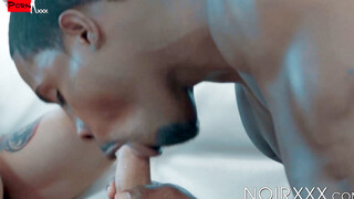 Muscled DeAngelo Jackson drowns my butt with ecstasy thanks to his erect dick