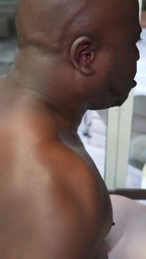 BBW Julie Ginger meets BBC Jay Playhard