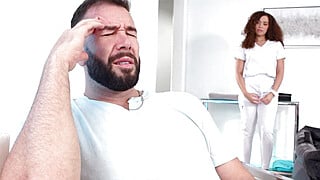 NURU MASSAGE - Sexy Masseuse Deals Some Pain Problems With A Nice NURU Fuck FRENCH SUBTITLES - Willow Ryder