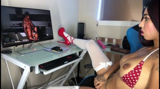 Masturbating to porn w BBC dildo