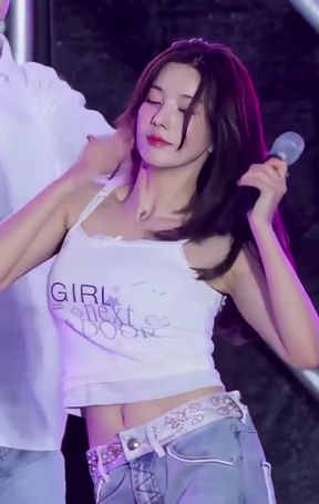 Hot Korean wife dances passionately on stage