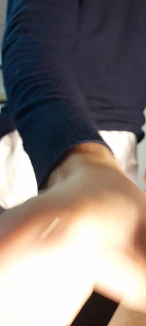 Pleasing my hairy dick