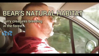 L'ours amateur Adam Jones se fait sodomiser,