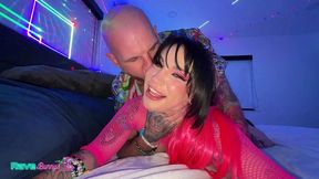 busty bimbo nova cane gets her pussy eaten in a pulsing afterparty!