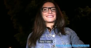 Hot brunette spreads her legs for outdoor fucking