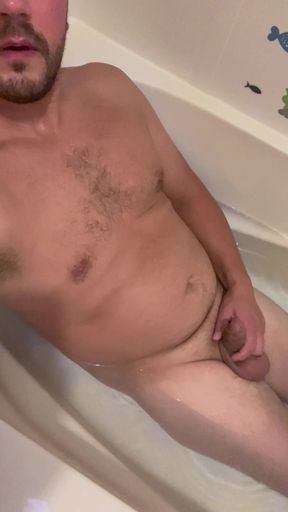 Bath peeing