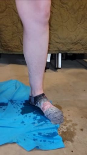 Peeing in my boyshorts