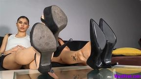 Hot Women High Heel Removal - Shoe Fetish - HD MP4