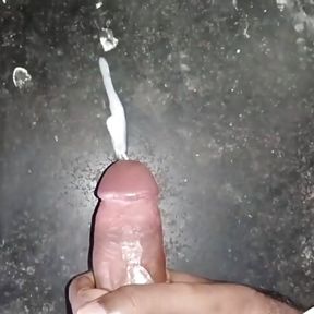 Puting my sperm out while masturbating