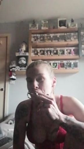 Come get ready for a naughty video AT ONLYFANS/SPANKABLEROXYRAE