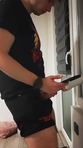Cuming in Flashlight