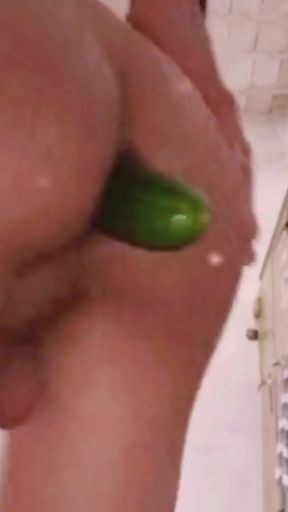 Desi sissy ready to breed yummy ass using cucumber   Clip 1