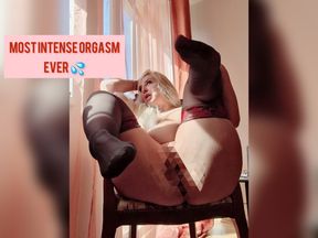 Most Intense Orgasm Ever ...