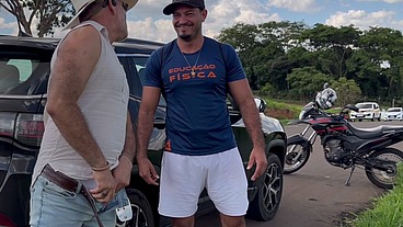 Comí o cu desse peão