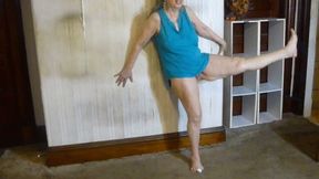 Erotic dance on Rockin Robin song